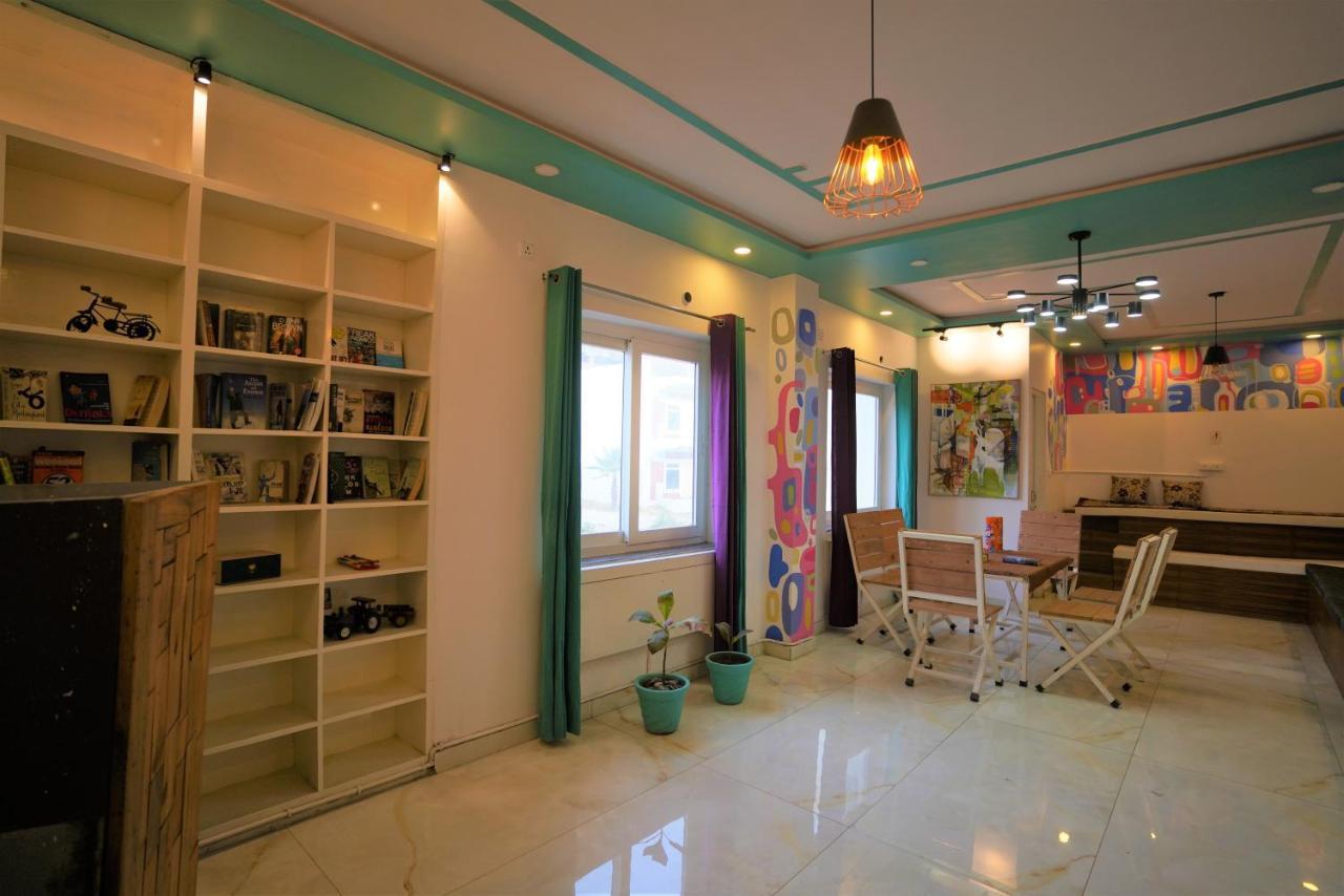 The Sweven Rishikesh Hostel Bagian luar foto