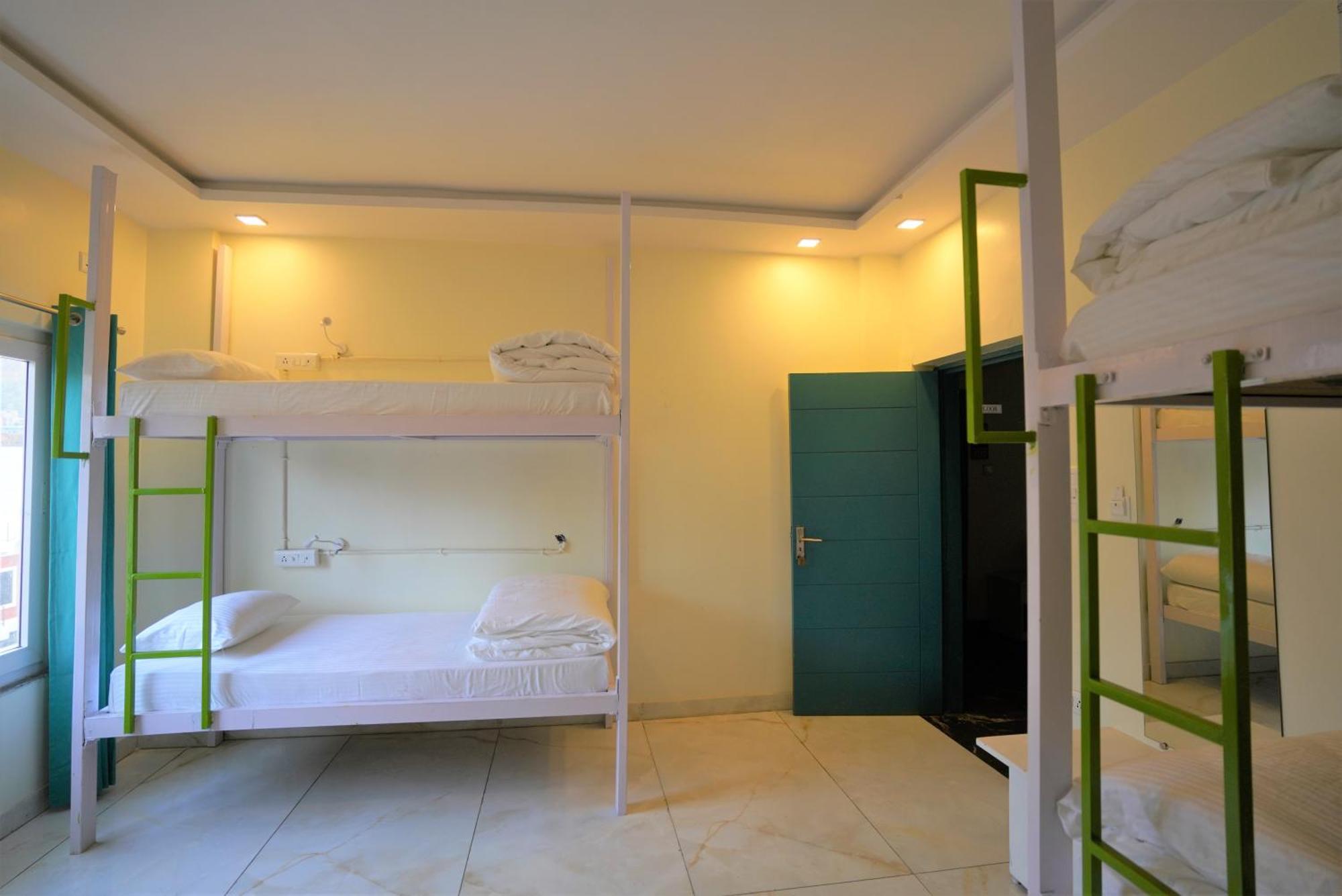 The Sweven Rishikesh Hostel Bagian luar foto