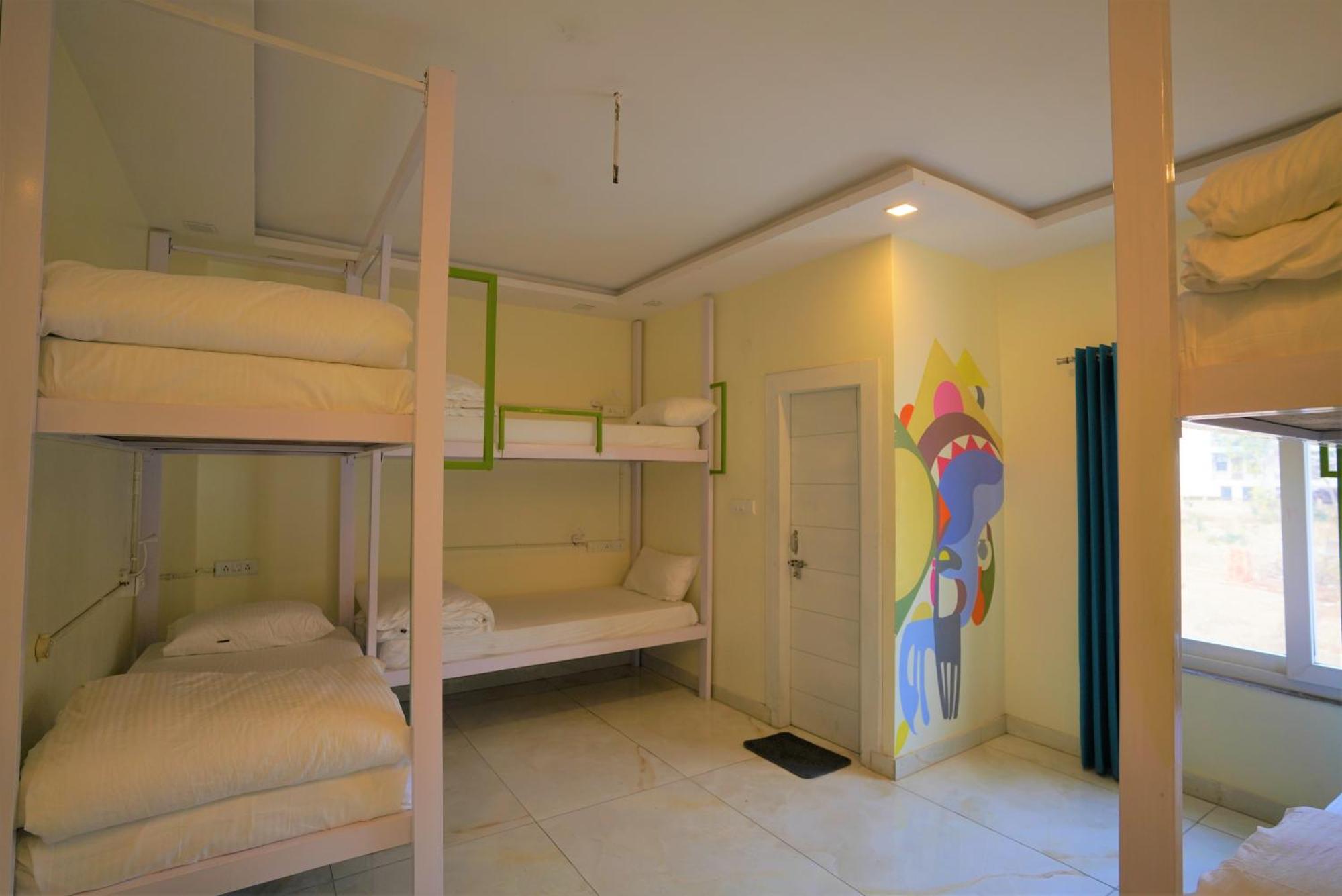 The Sweven Rishikesh Hostel Bagian luar foto