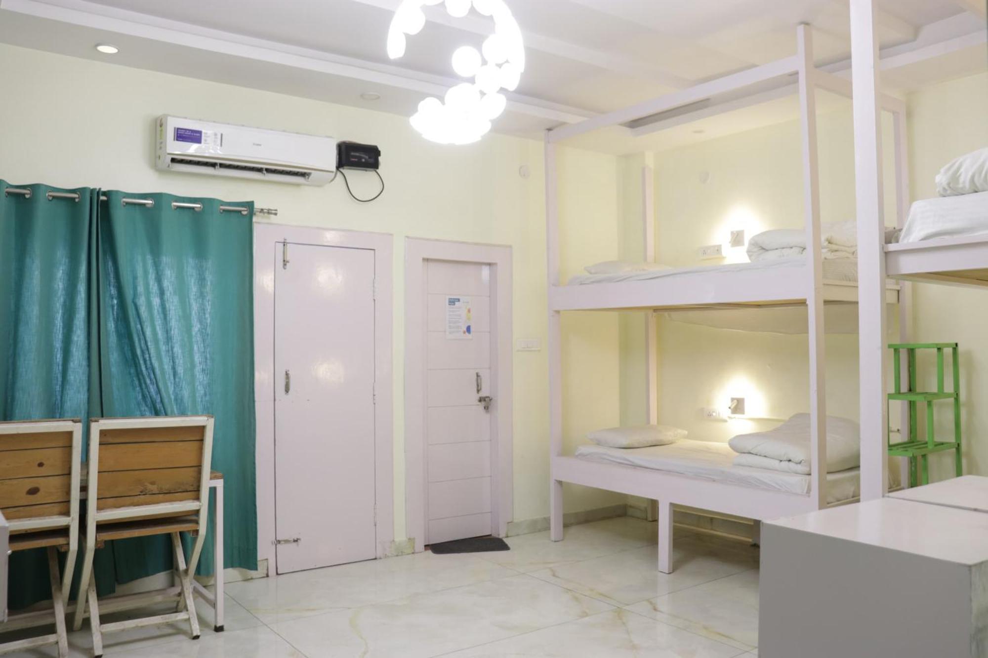 The Sweven Rishikesh Hostel Bagian luar foto