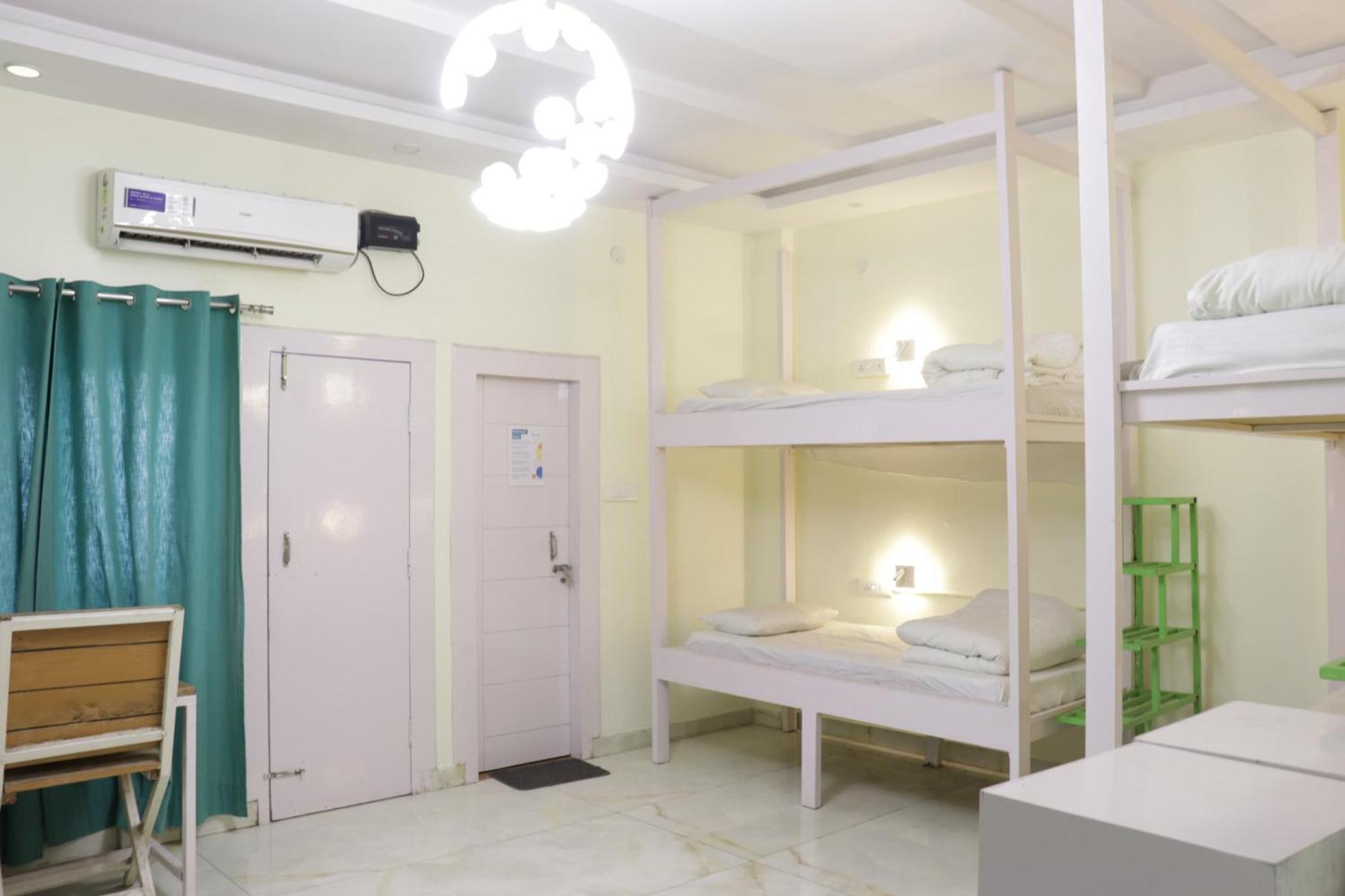 The Sweven Rishikesh Hostel Bagian luar foto